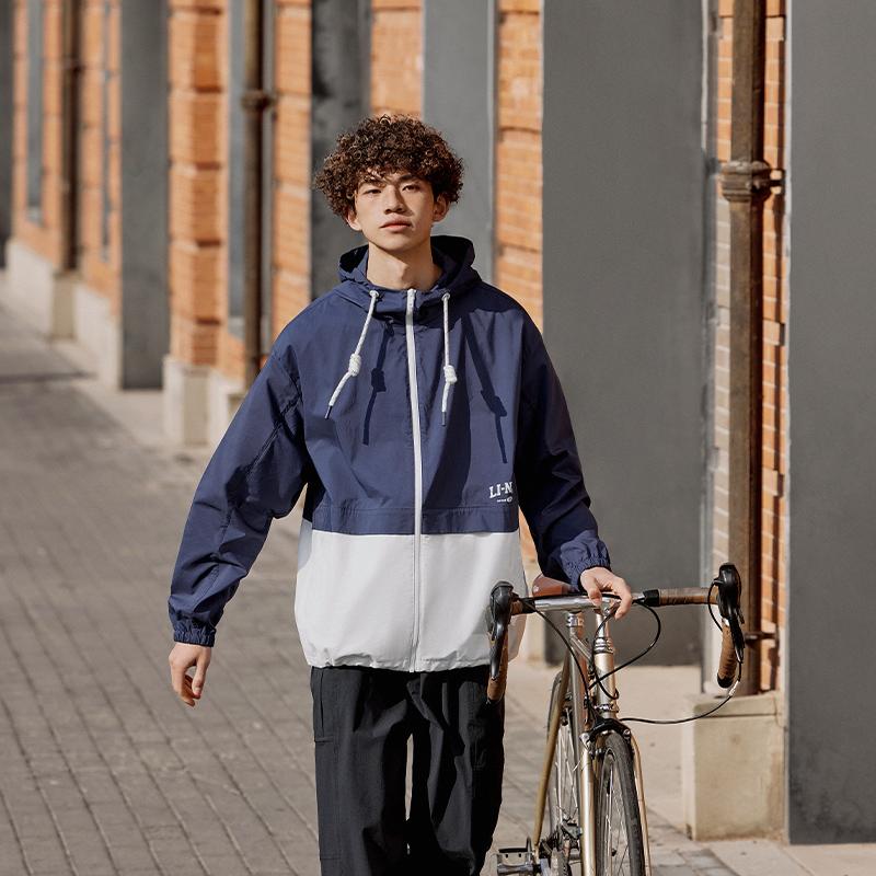Li Ning Коллекция спортивной моды для молодежи на выходные Тренч Мужской Темно-синий 'Корабль' AFDU697-2