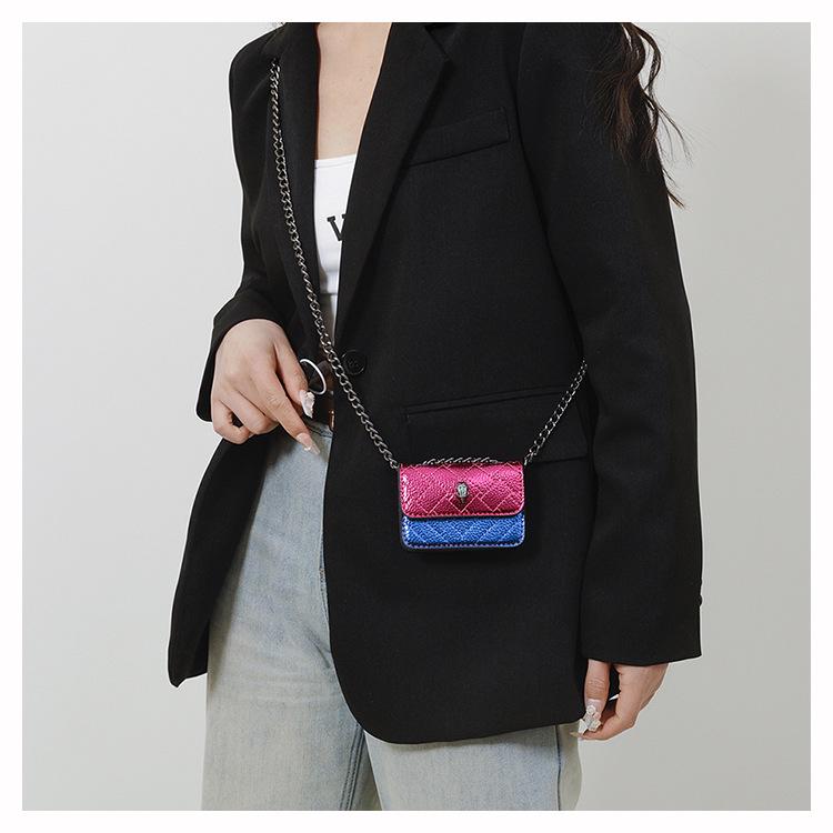 Сумка-мини на цепочке с ромбовидной стежкой на весну/лето 2025 - Вышитая сумка кроссбоди с головой орла