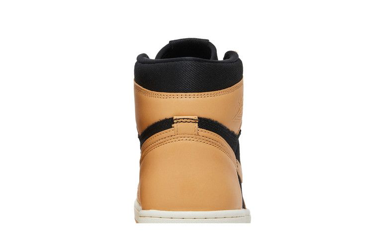 Jordan 1 Ретро High OG Heirloom