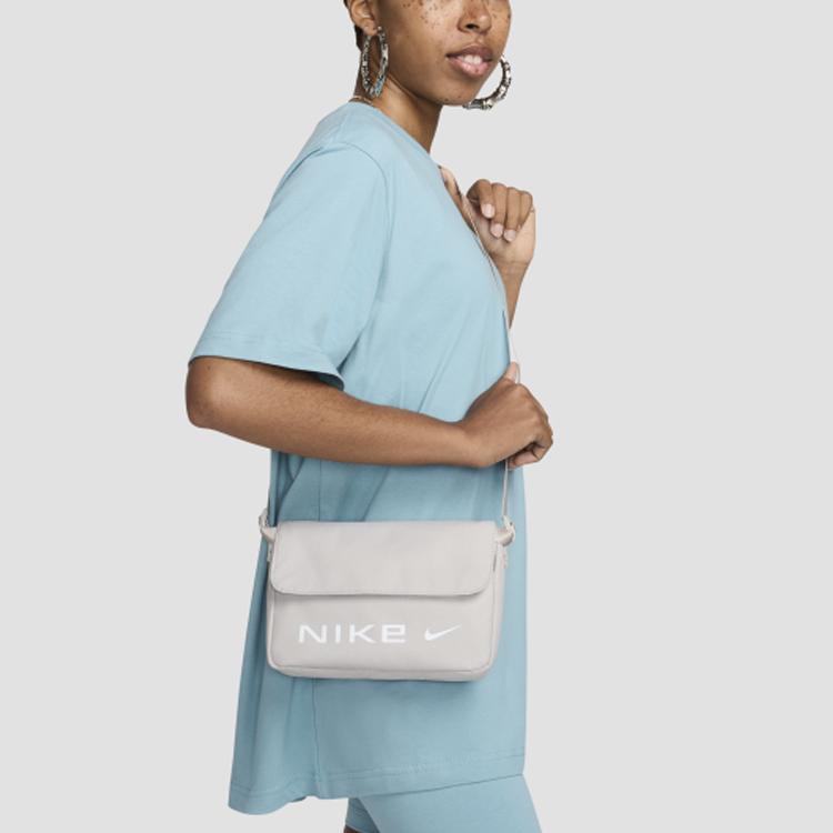 Nike Sportswear Futura Women's Crossbody Bag 1L