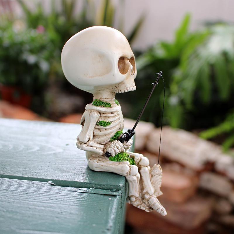 Halloween Fishing Skeleton Sitting Ghost Head Horror Atmosphere Ghost Festival Home Furnishings Indoor and Outdoor