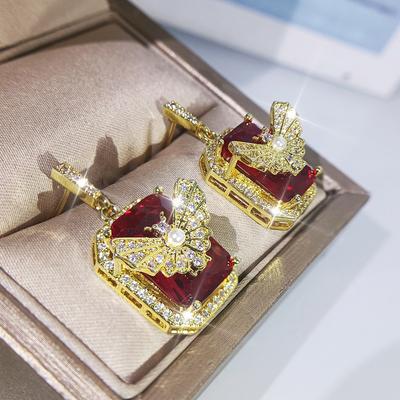 Элегантные серьги-бабочки из рубина в комплекте с серьгами из красного циркония высшего качества с кристальными 3D-цветами