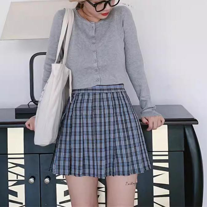 Женская белая футболка с длинным рукавом: Уникальный стиль ранней осени, модный нишевый дизайн, короткая куртка-кардиган.