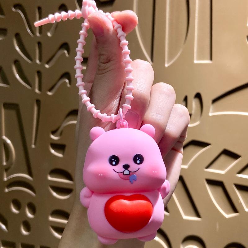 Подвеска-брелок в виде куклы-декомпрессиониста Capybara - Милый подарочный брелок-подвеска