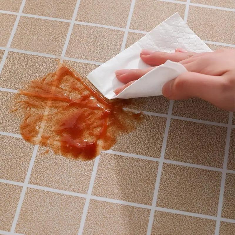 Checkered PEVA Tablecloth - Dust Proof, Waterproof Oil-proof Household Dining Cloth for Home Party