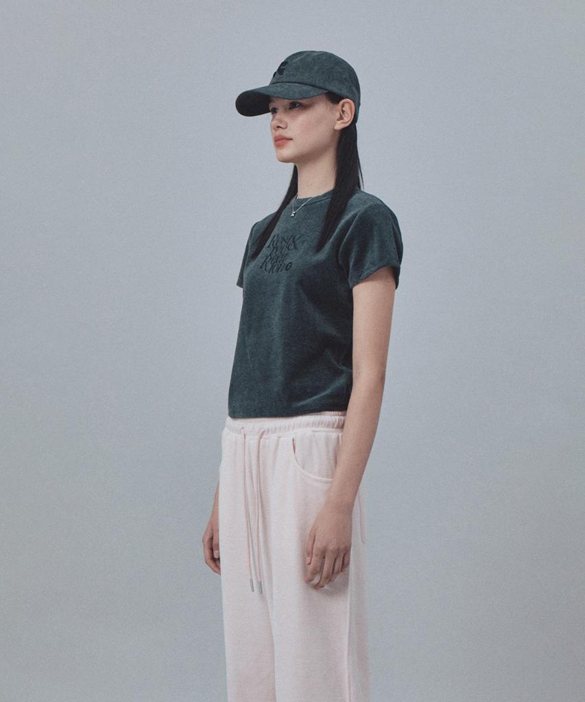 REST&RECREATION Velvet Logo T-Shirt - Black