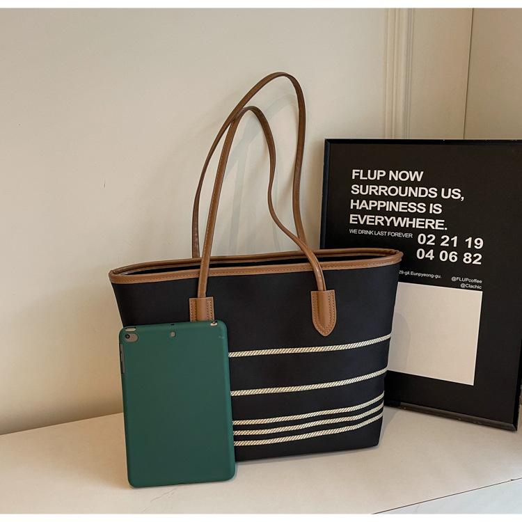 2024 Женская полосатая холщовая сумка-тоут большой вместимости: Осенне-зимняя сумка-ведро для поездок на работу и обратно