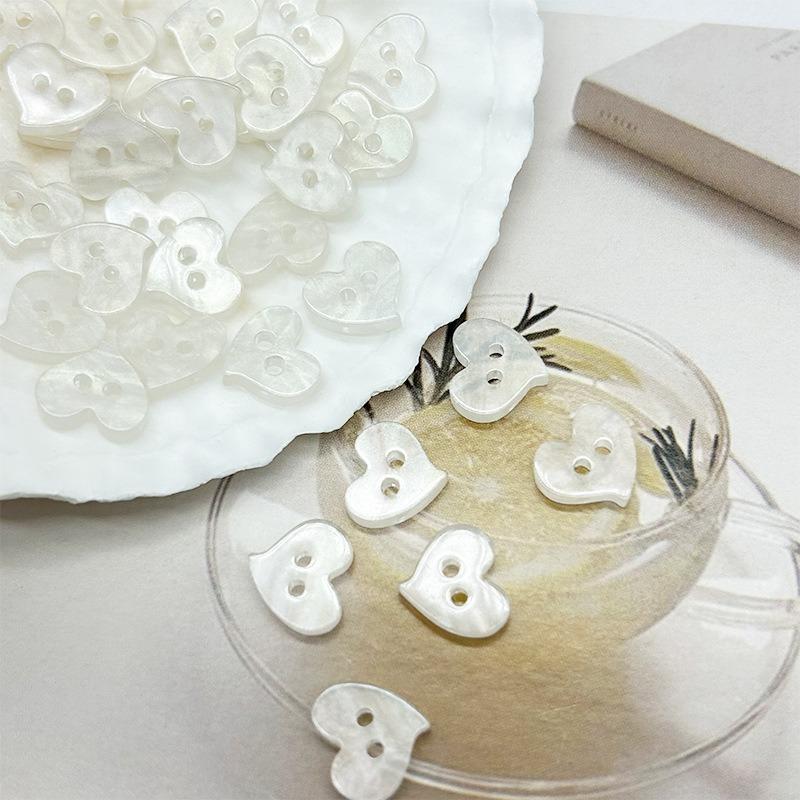 50 шт. Смоляные швейные пуговицы Скрапбукинг Сердце Жемчуг Две дырки 11,5 мм украсить bottoni botoes