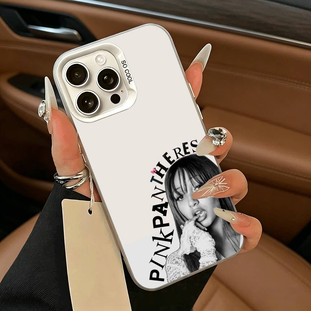 Уличный Микс Чехол PinkPantheress для iPhone 11 12 13 14 15 16 Pro Max Plus белый серебристый Чехол для Телефона