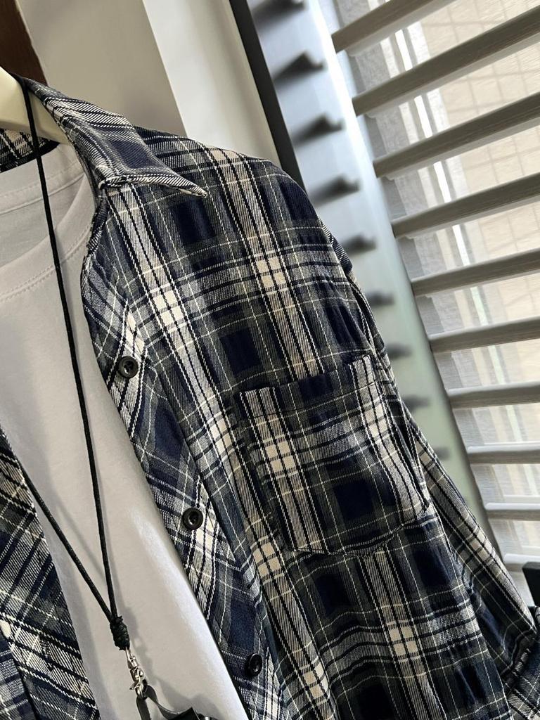 Man Jiang Yue Navy Blue Plaid Women's Long Sleeve Shirt - Hong Kong Style Chic & Lightweight