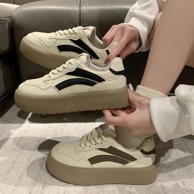 Ретро универсальные маленькие белые туфли женские на платформе 2024 весна новая женская обувь трендовые инс дышащие повседневные спортивные кеды