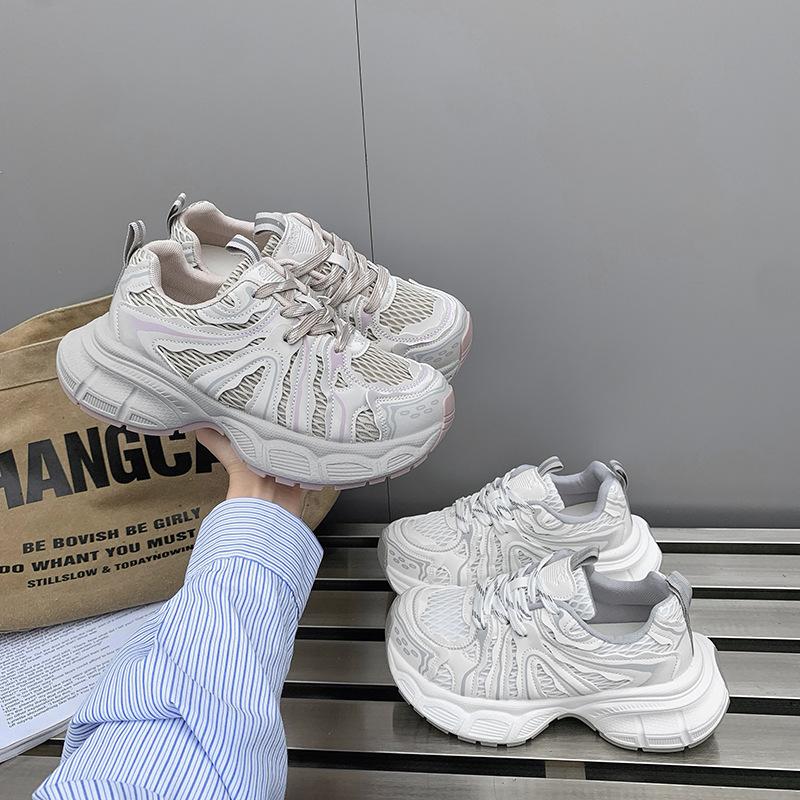 Европейские кроссовки на толстой подошве для женщин, весна-лето 2025, сетчатые, дышащие и универсальные, трендовые маленькие повседневные спортивные туфли