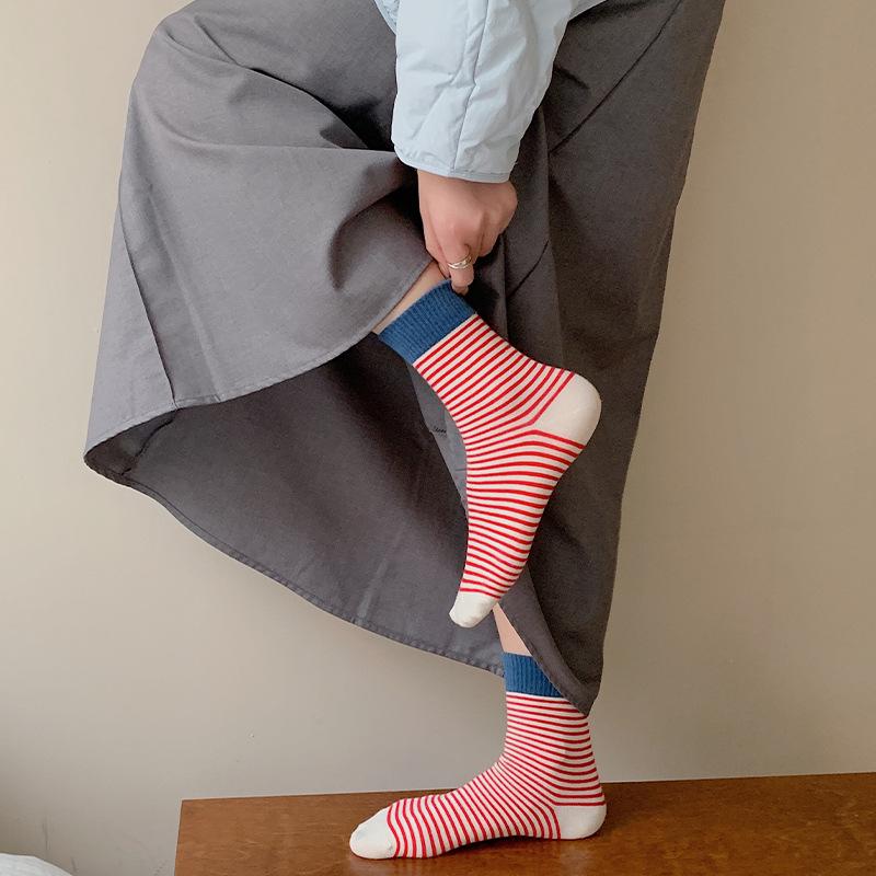Женские полосатые носки средней длины — модный осенне-зимний уличный ретро-стиль в японском стиле для студентов