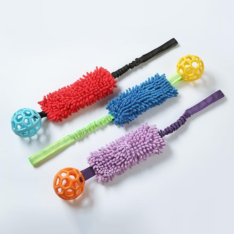 Bite Resistant Squeaky Dog Chew Toy Ball With Pull Rope For Large Dogs