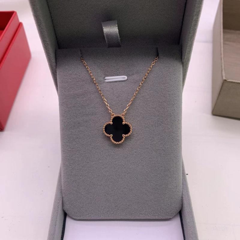 Легкое роскошное ожерелье с подвеской в виде четырехлистного клевера, рябчика, красного агата и малахита на золотой цепочке