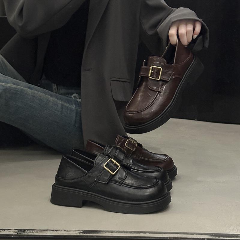 Маленькие кожаные туфли женские новые осенние на толстой подошве и толстом каблуке, туфли для униформы, не утомляют ноги, лоферы с ремешком