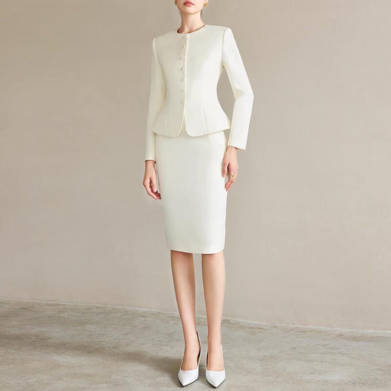 Женский профессиональный комплект юбка и пиджак