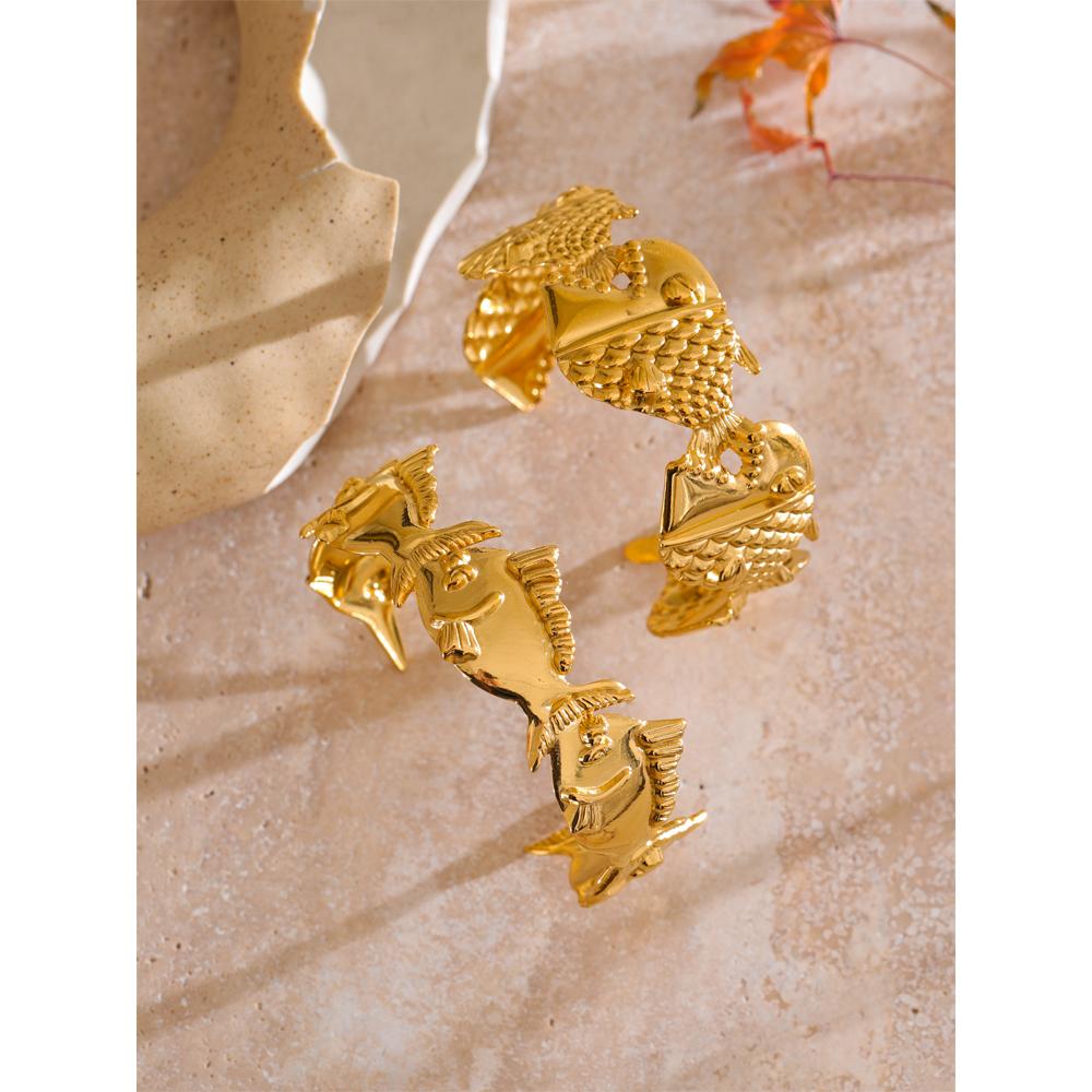 Eetit Регулируемый металлический браслет-манжета в виде рыбы акулы с 18-каратным PVD-покрытием, летний браслет из нержавеющей стали, золотой, для пляжного отдыха