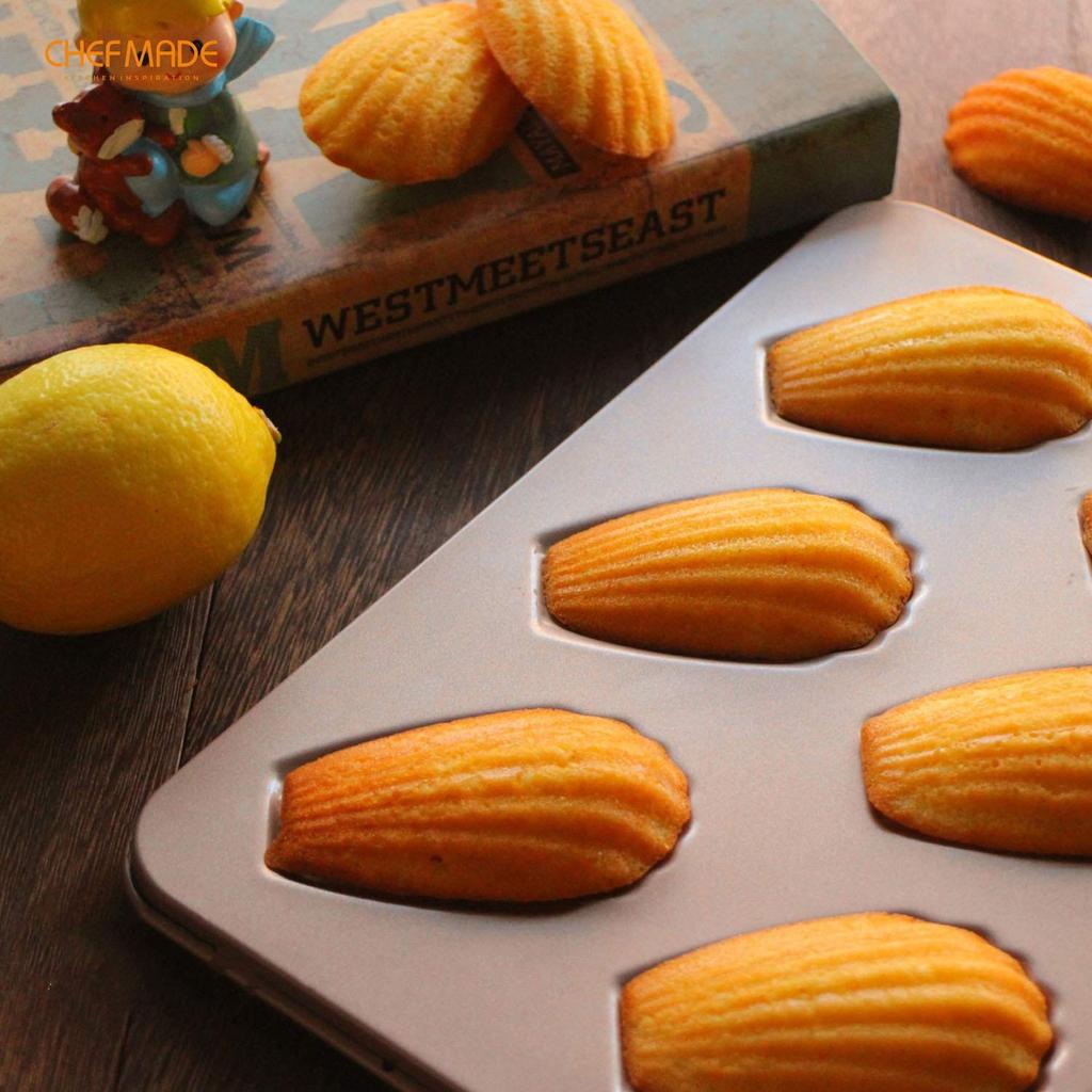 CHEFMADE Madeleine Mold, Shell Shape, Thin, 6 Cavities, Non-Stick