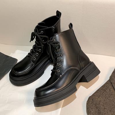 Ботинки мартинс женские кожаные на внутренней платформе короткие ботинки женские осенне-зимние новые универсальные маленькие ретро коричневые на шнуровке женские ботинки