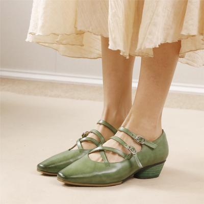 Модная женская обувь GKTINOO во французском стиле на среднем каблуке, новая коллекция весна 2025 года, туфли-лодочки из натуральной кожи с перекрестной пряжкой и мелким острым носком