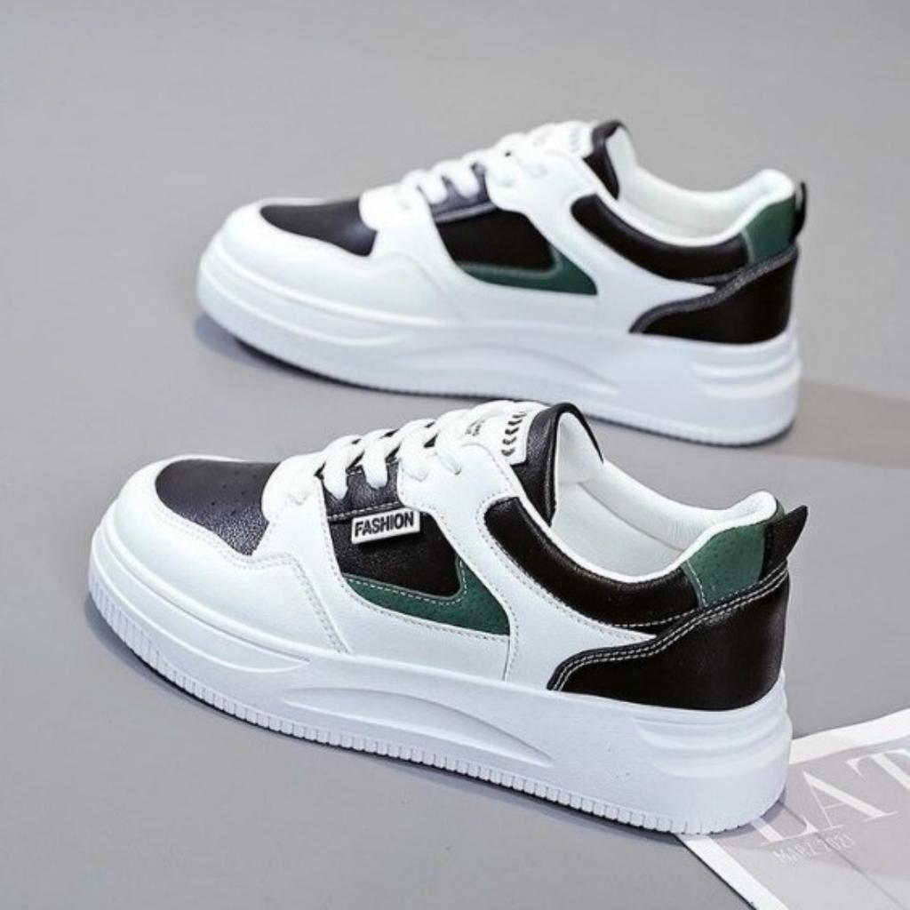 Белые туфли женские, весенние новые дышащие толстые подошвы, корейская версия обуви The Board, женские студенческие туфли