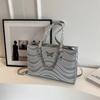 High-Grade Texture Large Capacity Bag New Popular Butterfly Explosive Chain Crossbody Bag Single Shoulder Tote Pack Design Sense