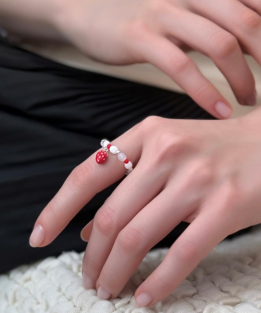 Bonbeau Серебряный Шарм Клубника Серебряный Шар Бусины Кольцо 925 Пробы Клубника Серебряный Шар Полоса Кольцо с Чешскими Бусинами (Тип А)