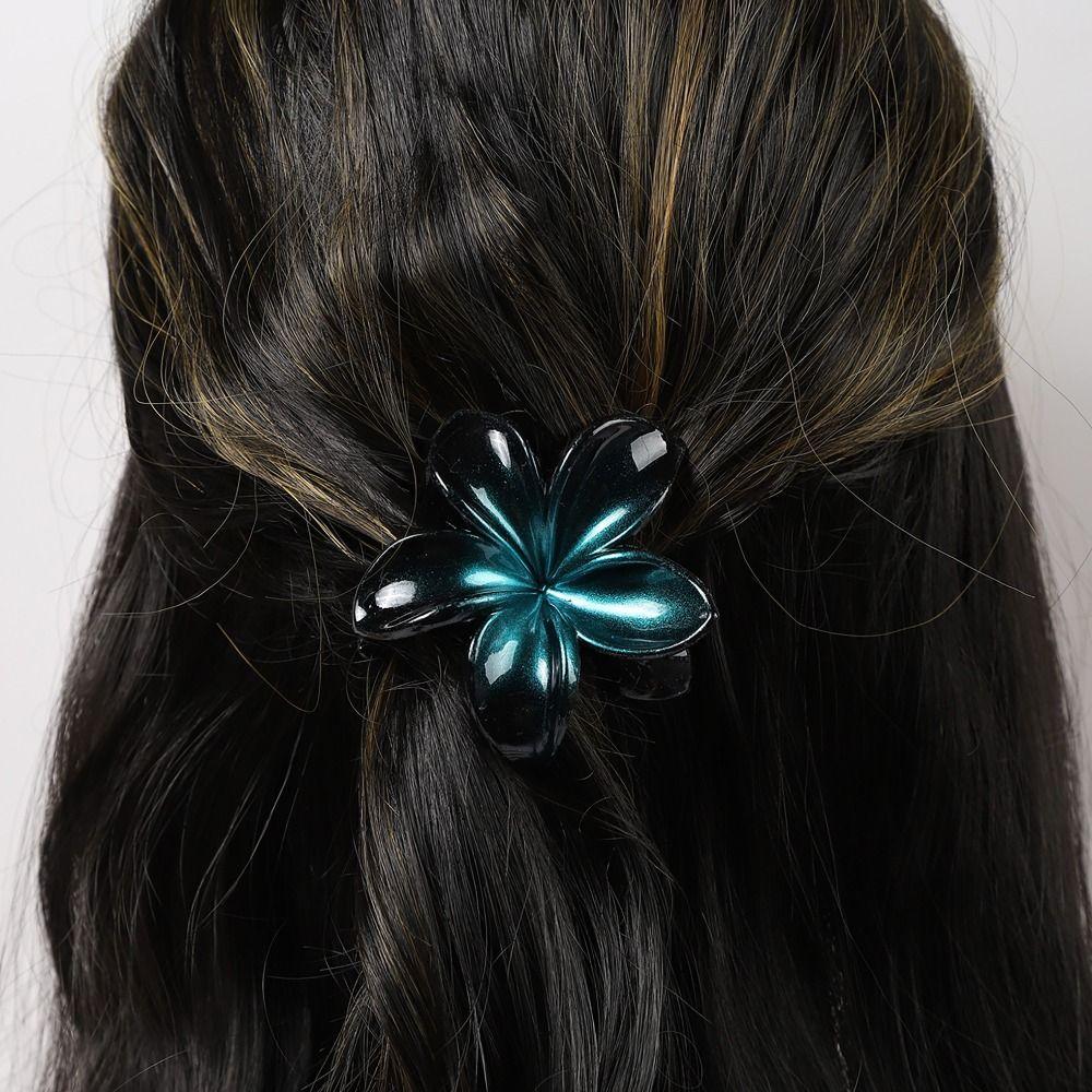 Pearlescent Hair Claw Flower Shape Hair Clips Sweet Flower Hair Clip Girls