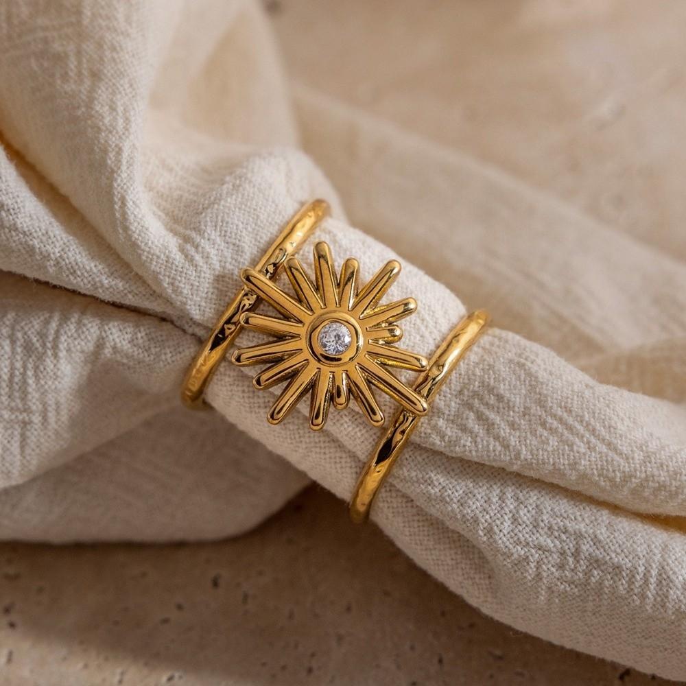 Metal Smooth Sun Ring Spiral Hand Ornament Classic Finger Rings  Women