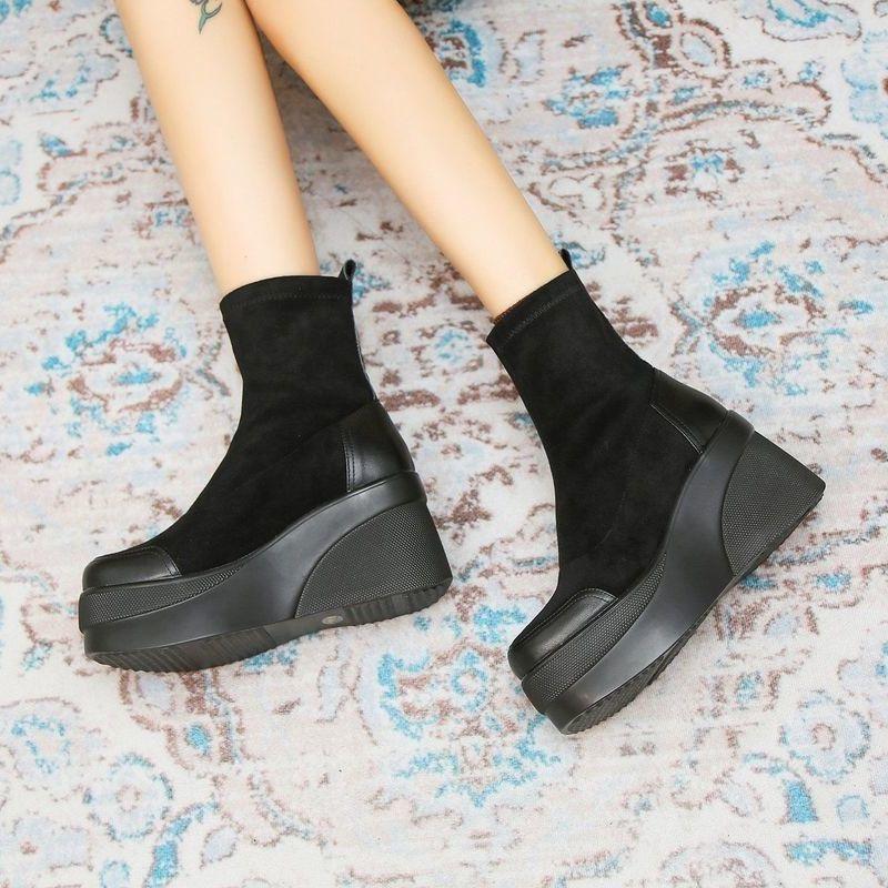 Модные ботильоны на толстой черной подошве, замшевые женские ботильоны на платформе, короткие туфли для женщин, эластичная рабочая обувь высокого качества, новинка 2024 года