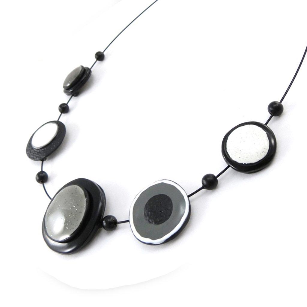 NOA [J2199] - Дизайнерское колье «Макаруны» черно-серо-белый