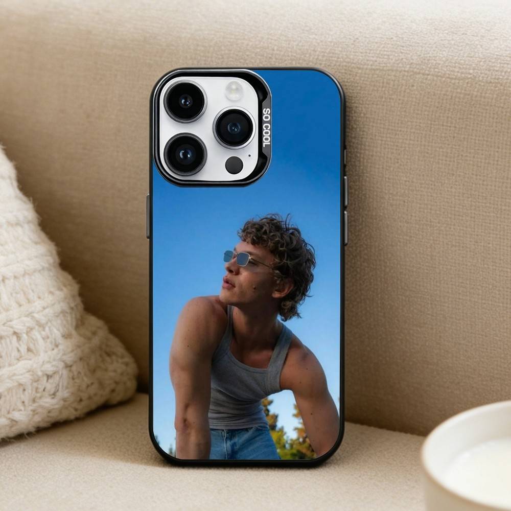 C-Connor S-Storrie Чехол для телефона для iPhone 17, 16, 15, 14, 13, 12 Pro Max Черный Конфетный Матовый Ударопрочный Чехол