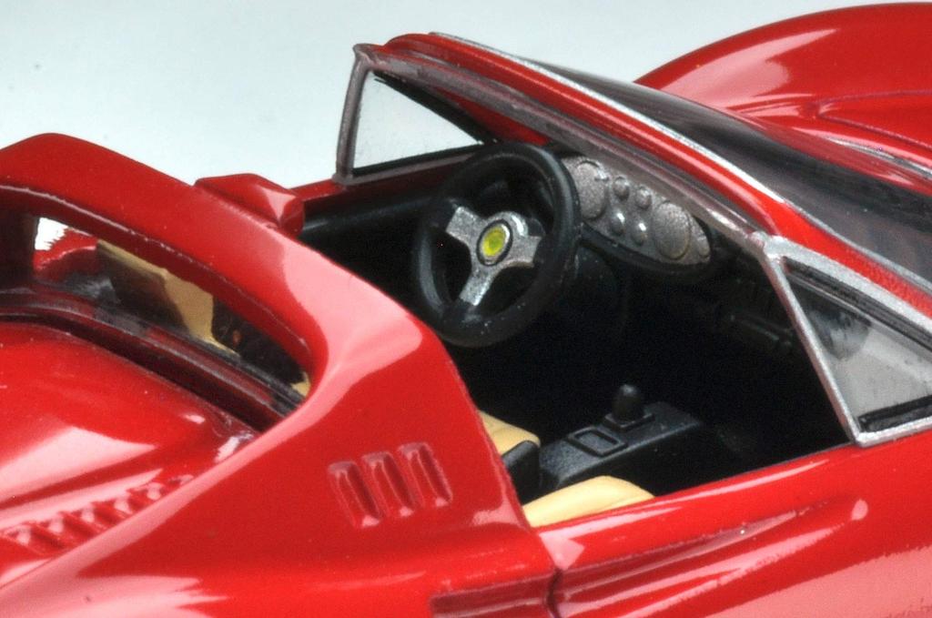 Tomica Limited Vintage 1/64 TLV Dino 246GTS Red Finished Product