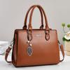 Casual Commuter Vintage Women's Tote Bag Retro Large Capacity Female Crossbody Bag Women's Luxury Handbag Bolso Mujer