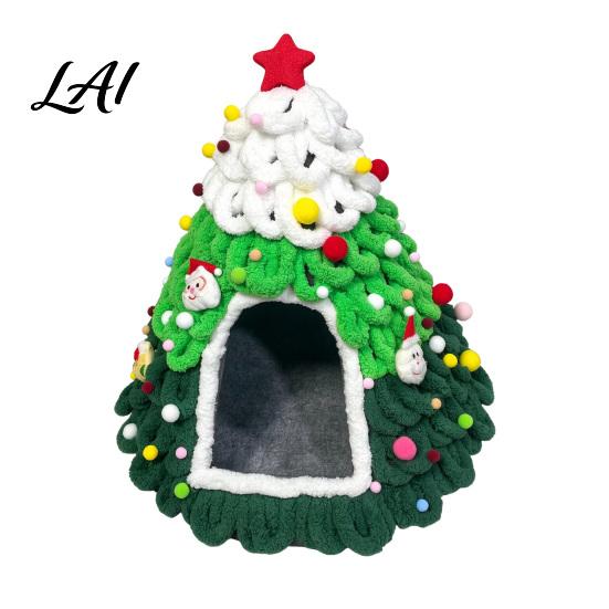 Festive Cat Furniture Christmas Tree Bed Foldable Semi-Enclosed Felt Cave 3D Shaped Comfortable Den Holiday Pet House Soft Yarn Hideaway for Indoor