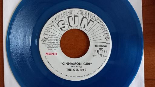 7-дюймовая пластинка GENTRYS - Cinnamon Girl SI1114PROMO Sun 1970 США Рок Б/У