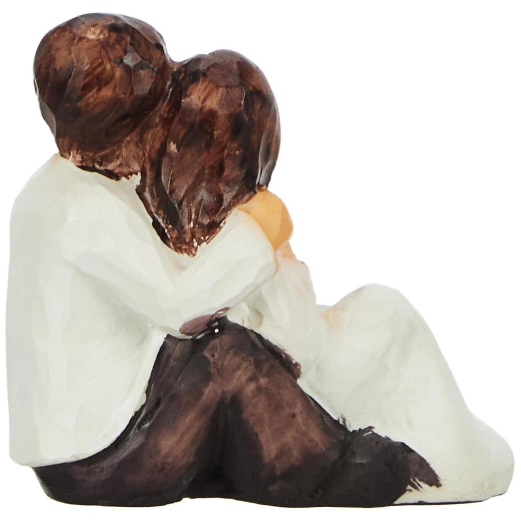 Расписанные вручную небольшие статуи сидящей романтической пары | Красивый декор для дома из смолы (Упаковка из 1 шт., белого и коричневого цвета)