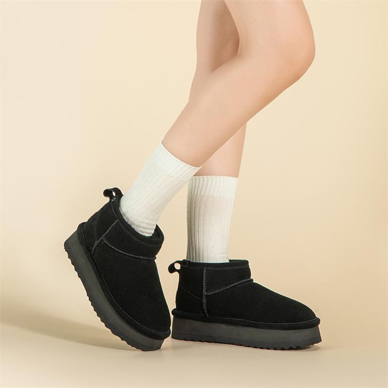 Snow boots women's thickened warm winter non-slip velvet short boots one-pedal snow cotton boots