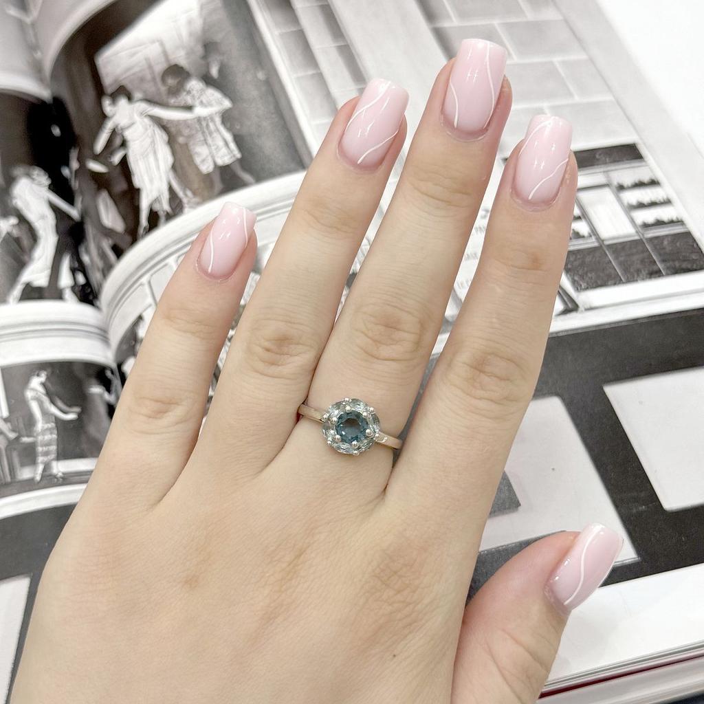 Серебряное кольцо с топазом Лондон Блю 0.908ct, вес изделия 2,81 гр (2166931)
