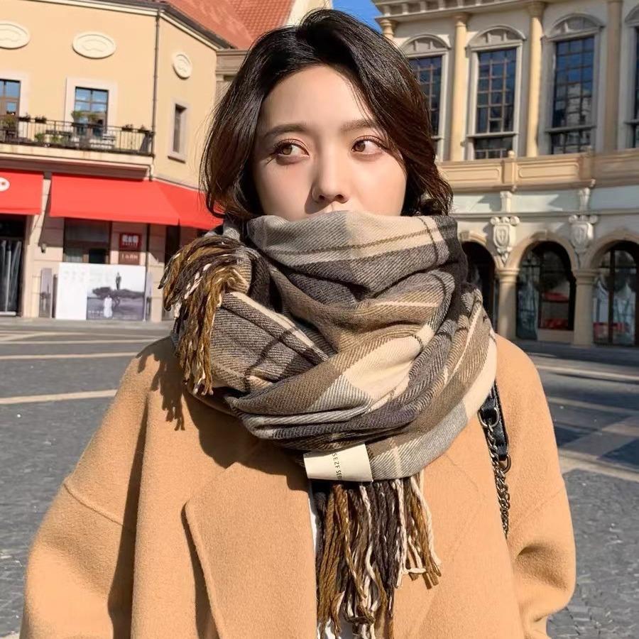 20252025 Versatile Autumn and Winter New Student Premium Warm Shawl Thickened Scarf Couple Scarf