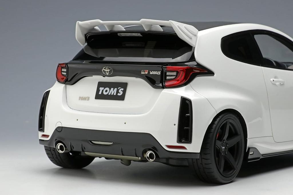 EIDOLON TMS GR Yaris 2021 Super White 2 Completed Product 1/18