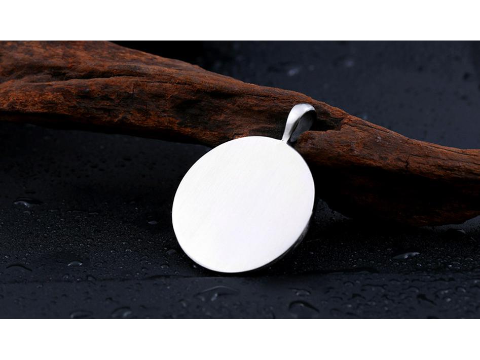 Кулон Железный Человек Голова Волка: Мужская титановая сталь с бриллиантовой инкрустацией