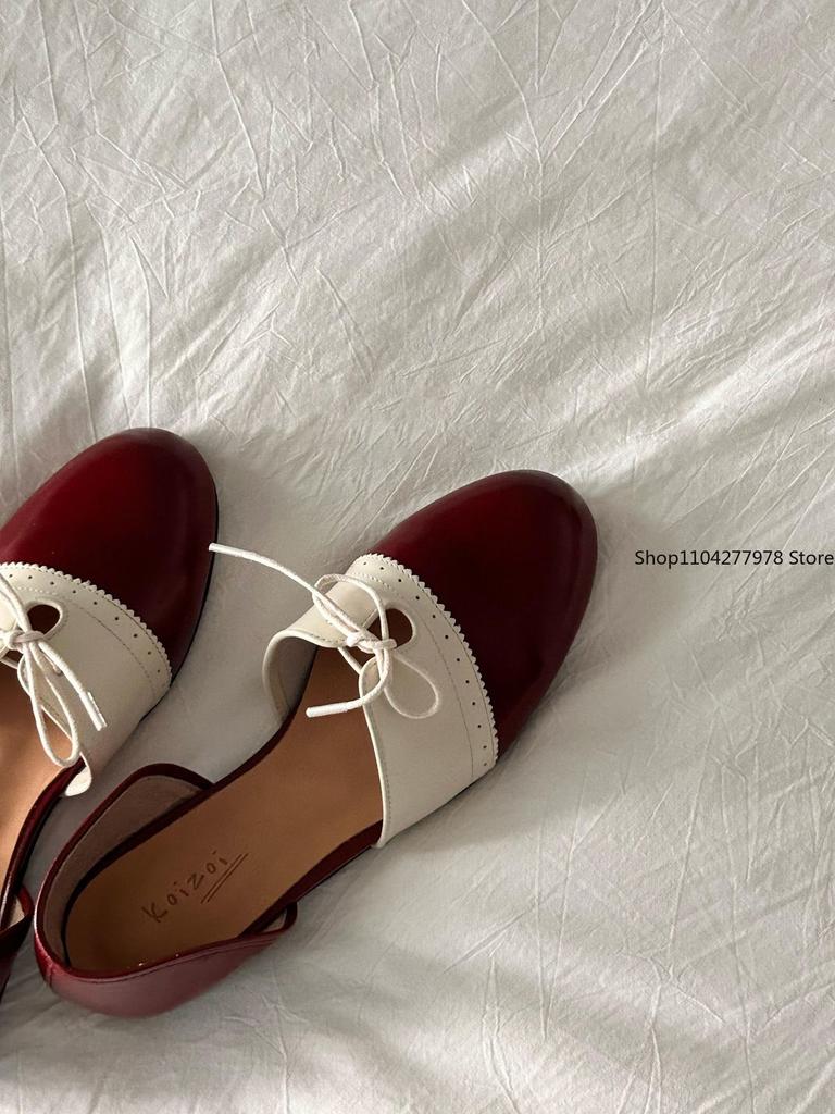 Модные туфли из искусственной кожи в ретро британском стиле, маленькие кожаные туфли броги на шнуровке, женские сандалии на круглом каблуке, одинарные туфли, женские туфли-лодочки