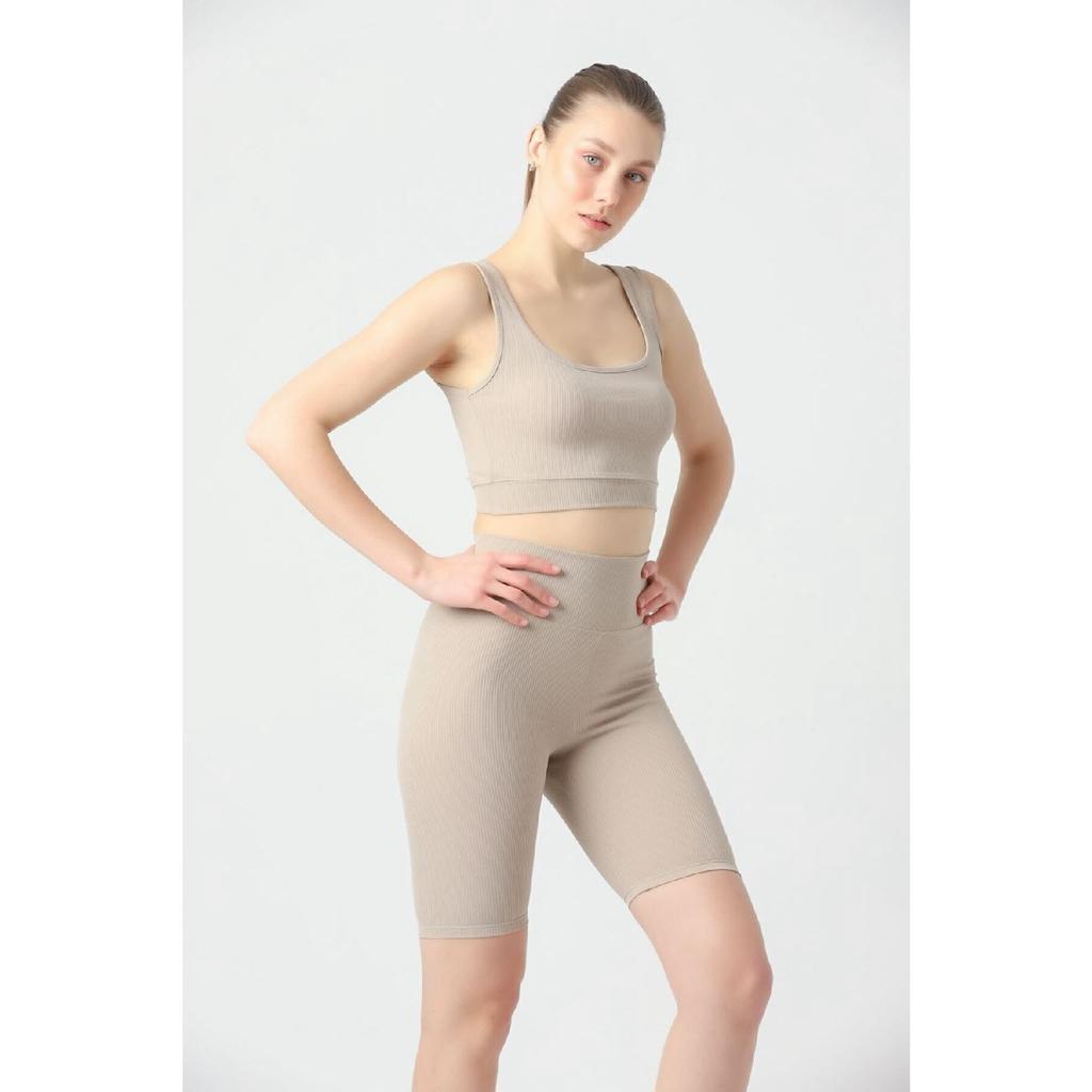 Black Comfortable Flexible Ribbed Sports Bra - Biker Tights Set