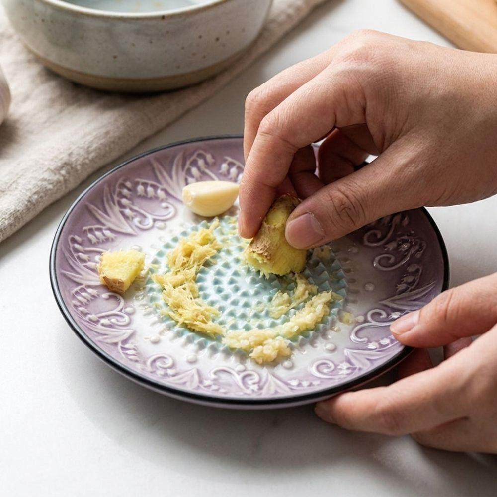 Raised Teeth Ceramic Grater Plate Colorful Embossed Manual Garlic Masher Household Use