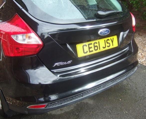 FORD FOCUS MK III - CHROME Tailgate Trim