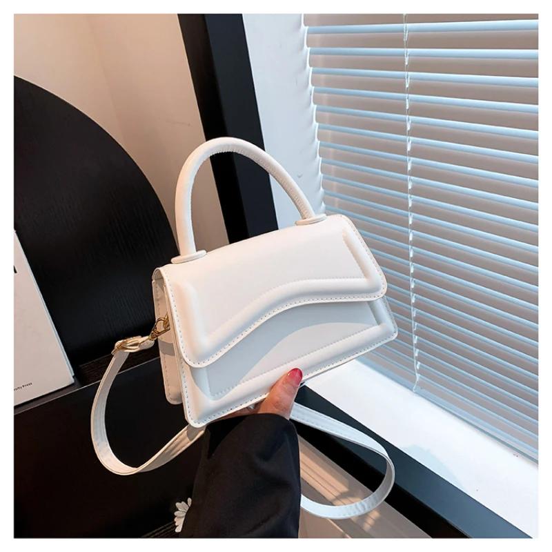High-end Niche Design Fashion Bag for Women New Trendy Feminine Bag Leisure Shoulder Crossbody