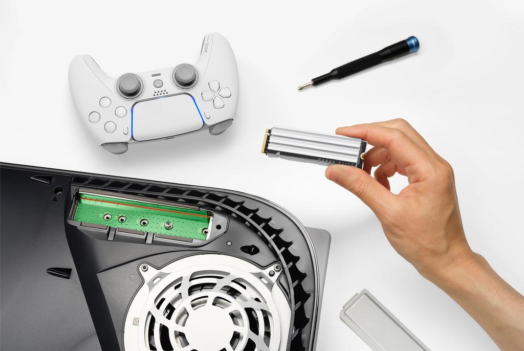 CORSAIR MP600 ELITE 1 ТБ PCIe Gen4 x4 NVMe SSD PlayStation совместимый 2280 форм-фактор тонкий алюминиевый радиатор высокой плотности 3D TLC NAND белый M.2 5/PS5