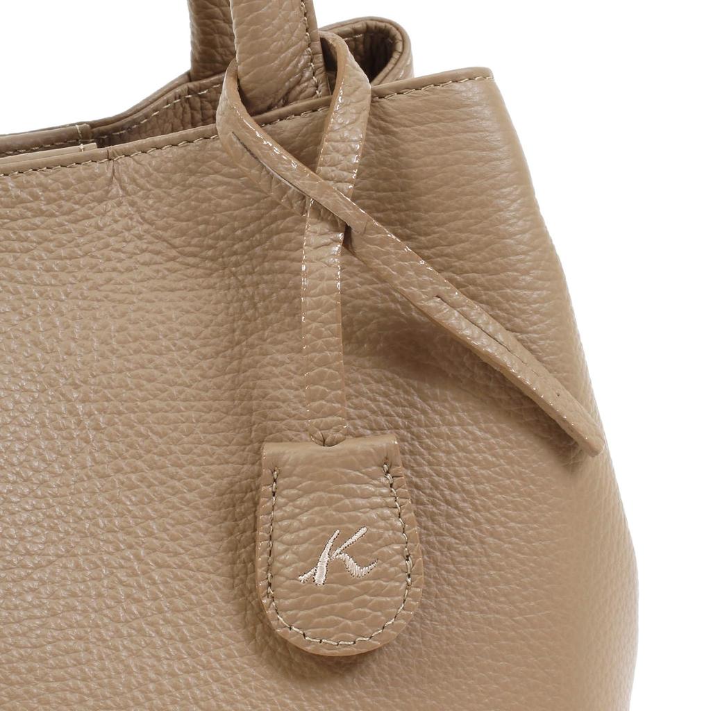 Сжимающаяся кожа B5 размера совместимая форма меняющаяся сумочка Песочно-бежевый 52522 [Kitamura] Z-0598 Женская